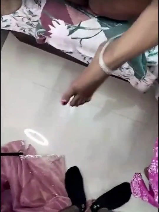 Queen doll couple ticket show 22