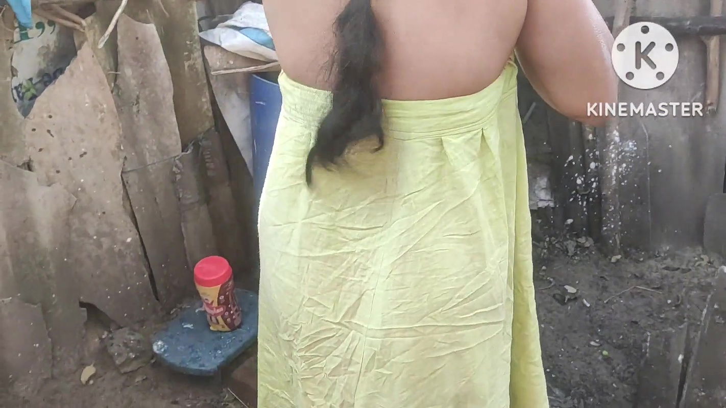 Antha yadav hot outside bath full topless