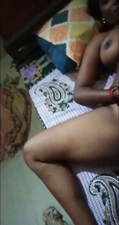 Mallu Aunty Nude On Bed