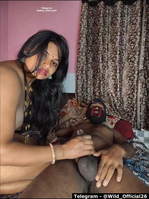 Mona_Kunal-stripchat-ticket-show