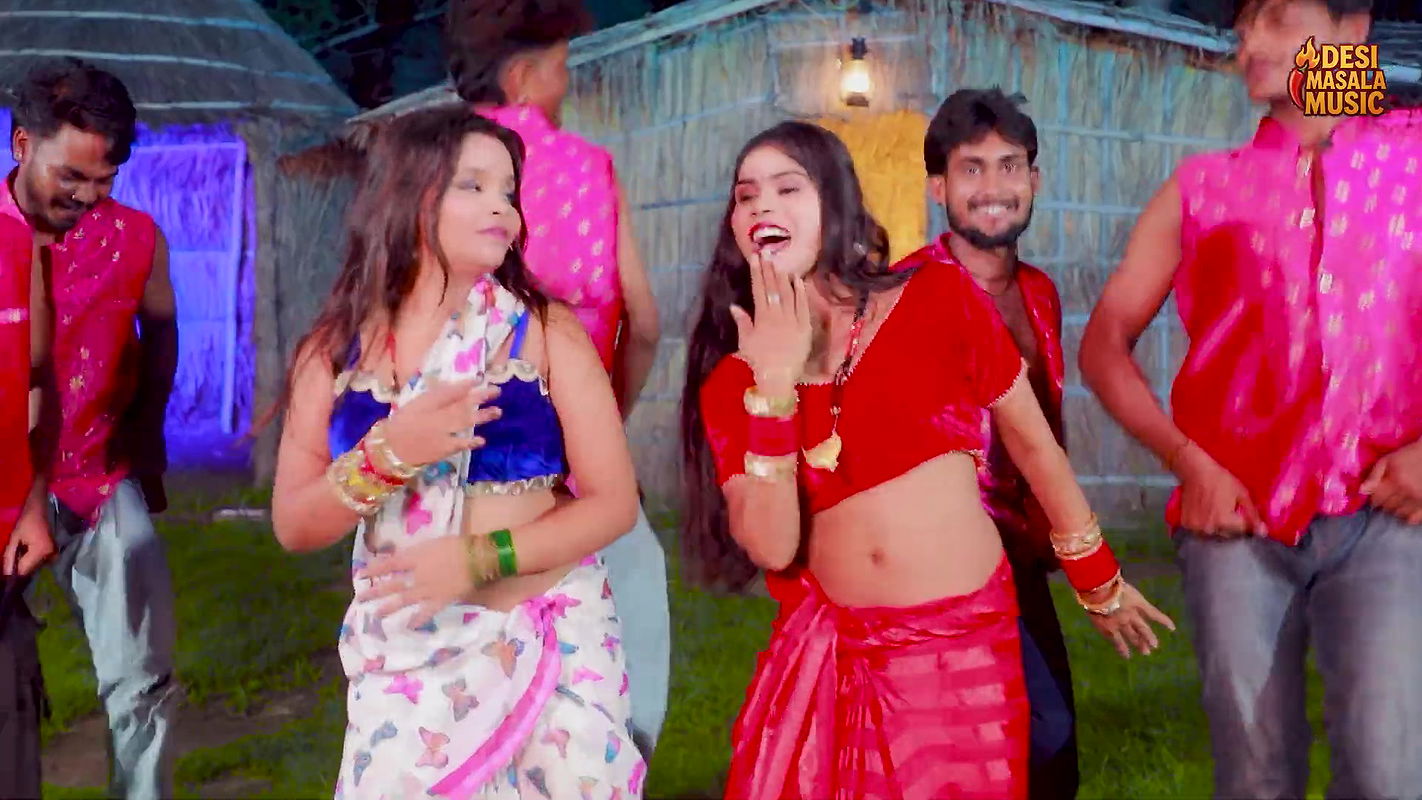 Shashi Singh hot saree song – Navel enjoyed & eaten