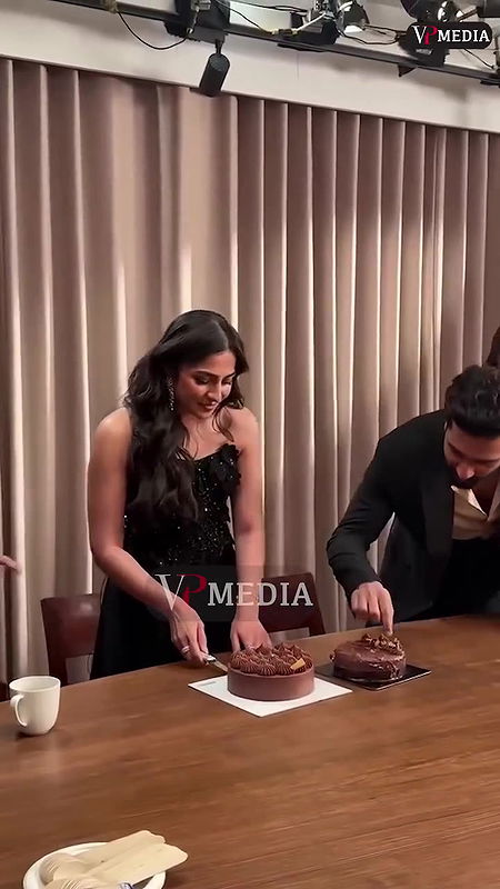 Actress Kalyani Priyadarshan and Rukmini hot cleavage show in sexy outfit