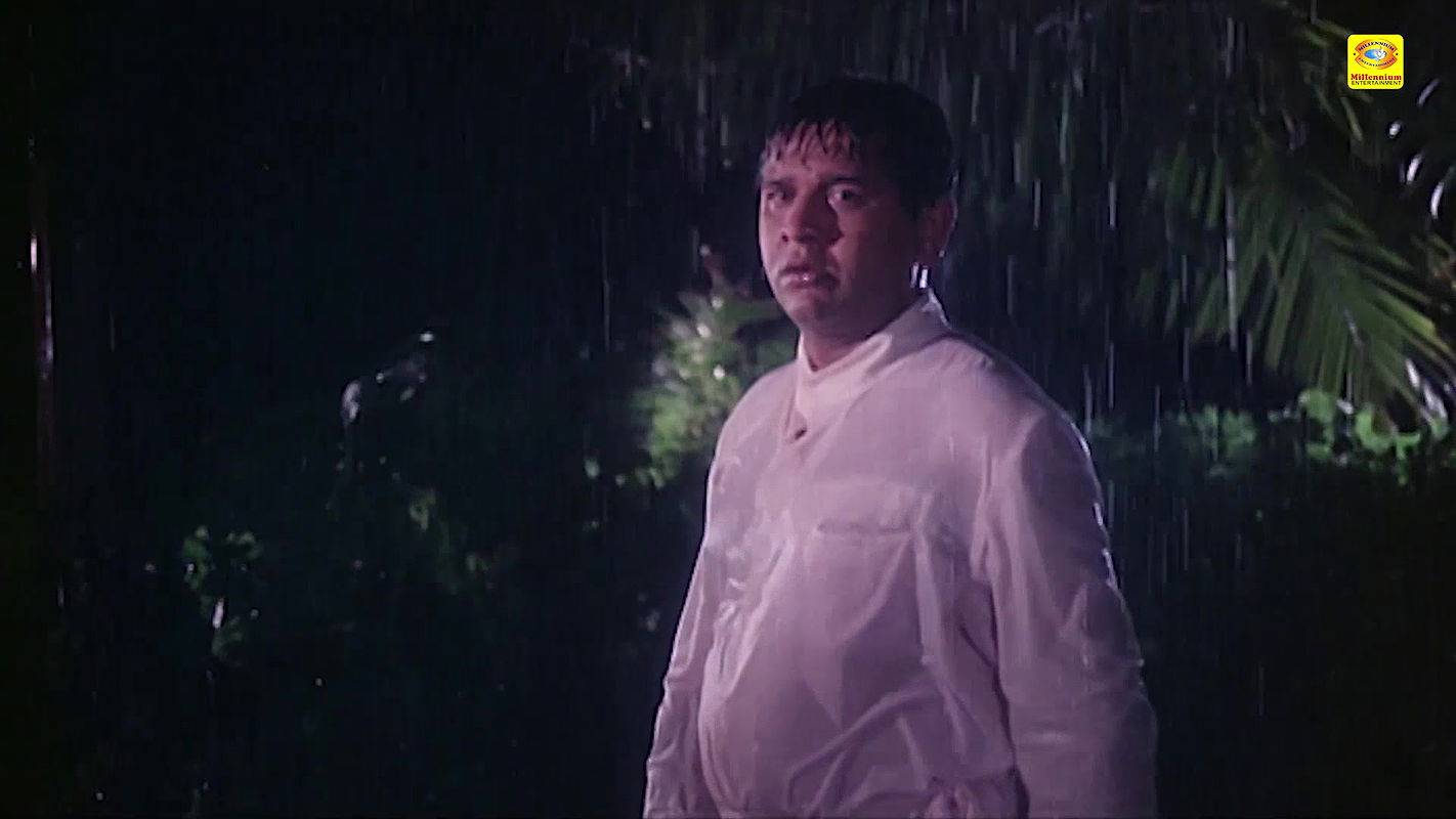 Maria Hot Seduction Scenes Compilation 4-Padata Veenayum Paadum (1990)