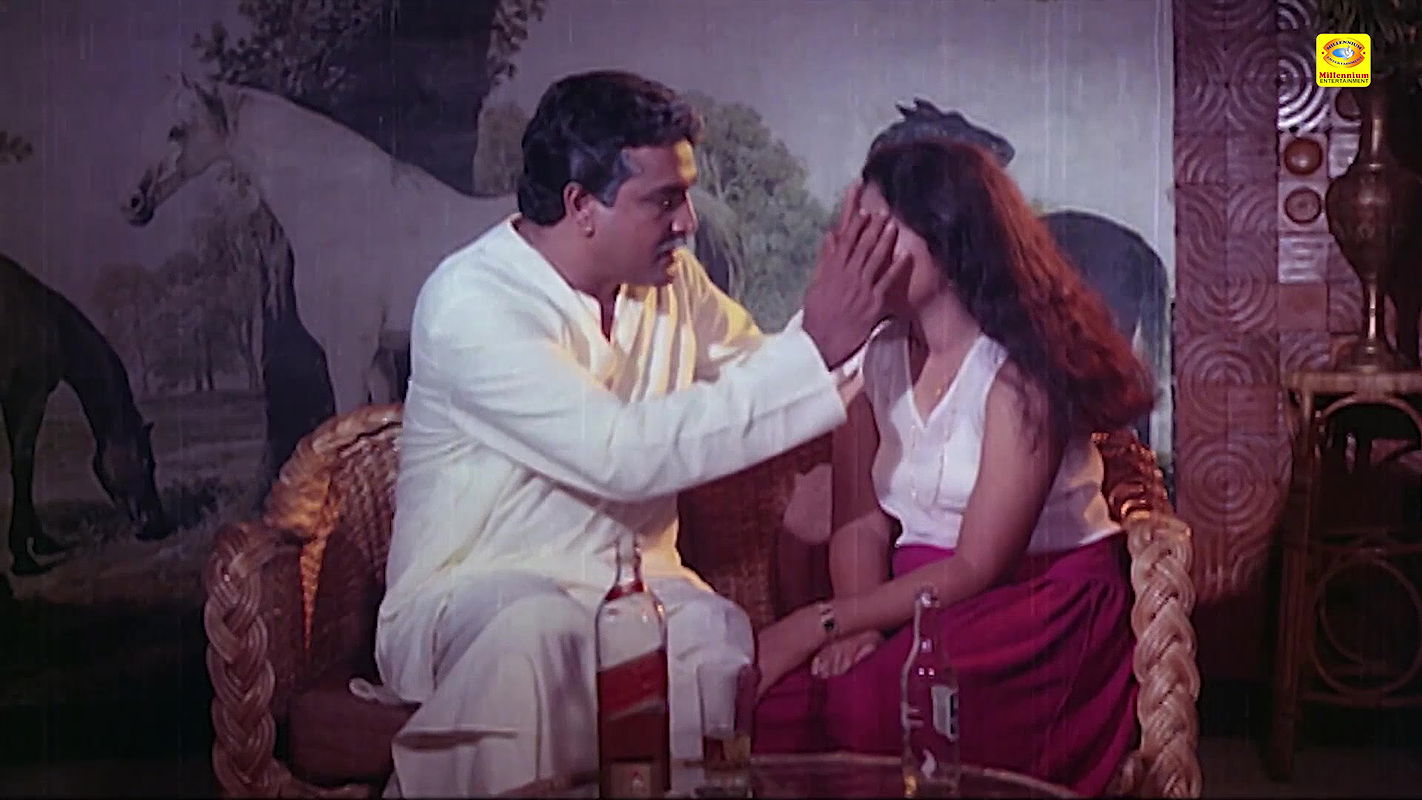 Priyanka,Unk Hot Seduction Scenes Compilation-Padata Veenayum Paadum (1990)