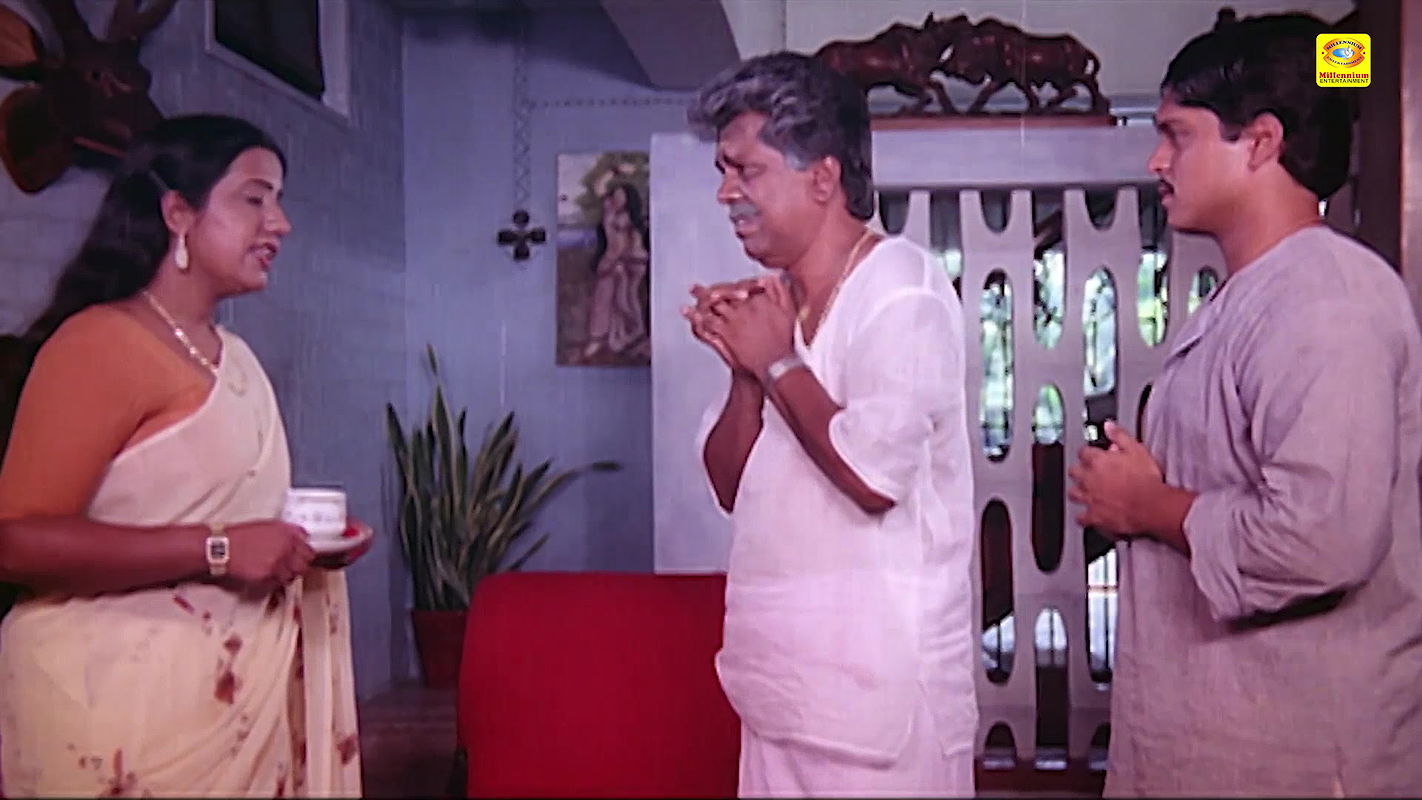 Maria Hot Seduction Scenes Compilation 1-Padata Veenayum Paadum (1990)