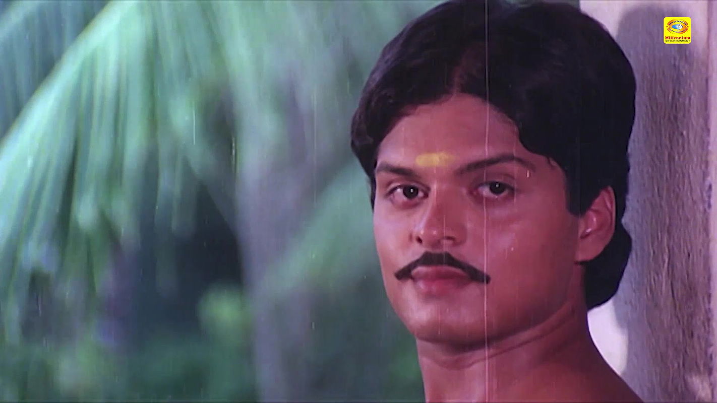 Maria,Unk Actress Hot Seduction Scenes Compilation 2-Padata Veenayum Paadum (1990)