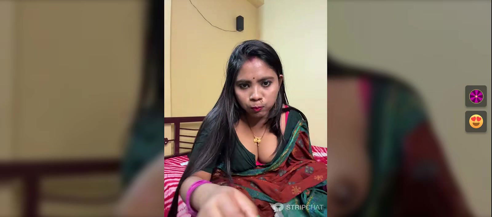 Indian Couple Has Sex In Hotel Bathroom