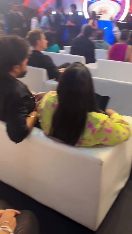 ANJANA MOHAN HUGE BOOBS AMPLE CLEAVAGE VIEW UUFFF