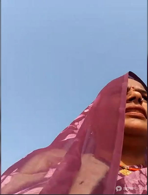 Suhani_hot12-stripchat-ticket-show