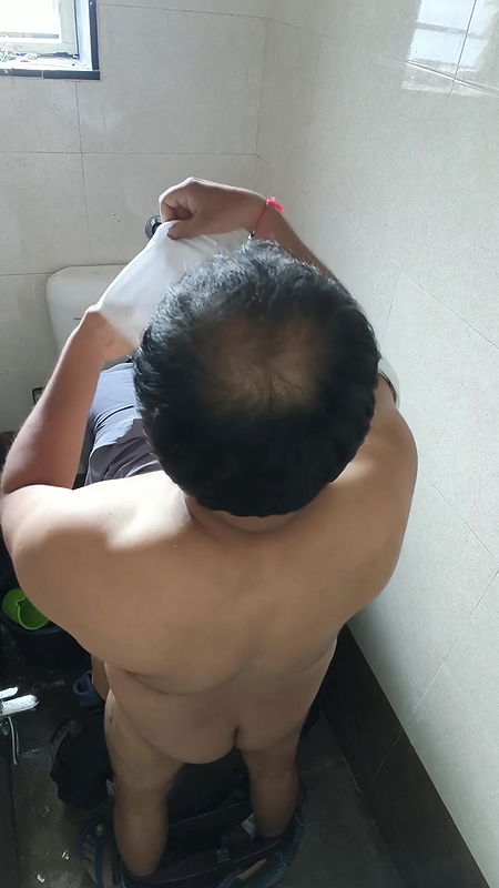 Quick sex with office maid