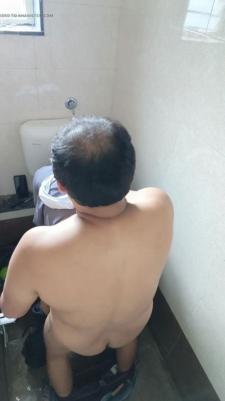 Quick sex with office maid