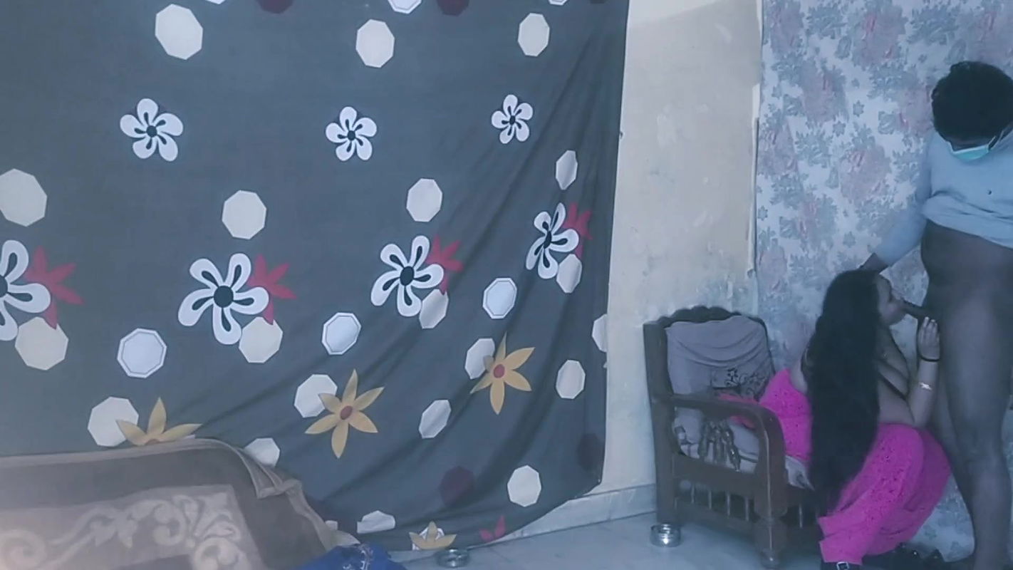 Horny Desi Bhabhi Fucks Neighbor on Bed