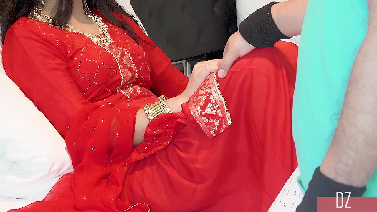 Cute Desi Bhabi Cheated Her Husband and Fucked with Ex in Hotel