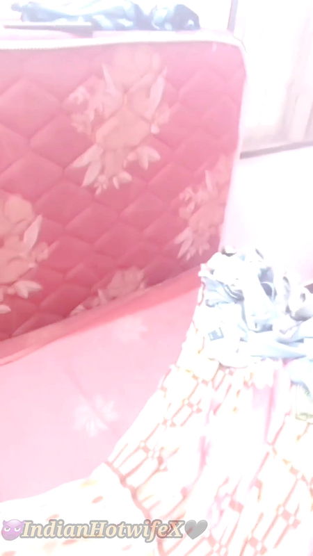 Desi Tamil Exotic Wife Renu Nude Romance & Handjob Facebook Bull Infront of Cuck! Indianhotwifex