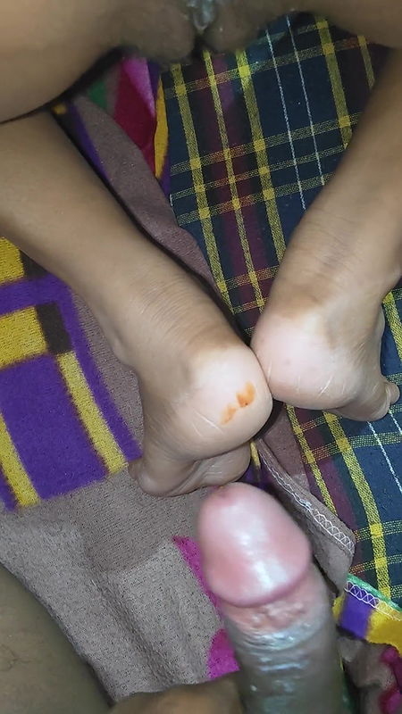 Desi Girl Wants Cumming Inside Pussy with Hardcore Action