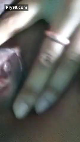 Desi Girl Showing her Boobs and Pussy