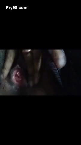 Desi Girl Showing her Boobs and Pussy