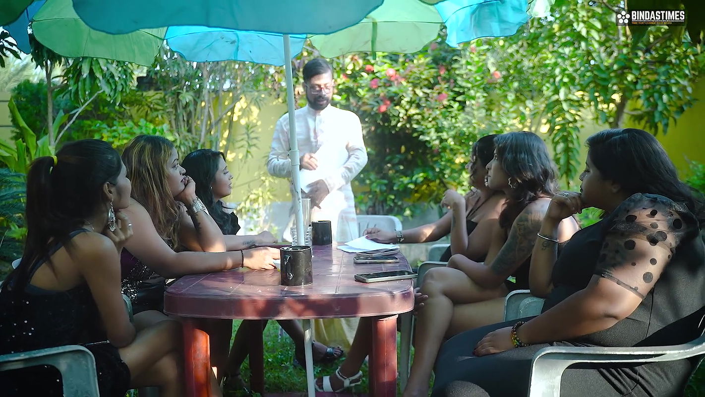 Indian Biggest Female Sex College – All Desi Indian Biggest Female Porn Stars Teach You How to Fuck ( Hindi Audio )