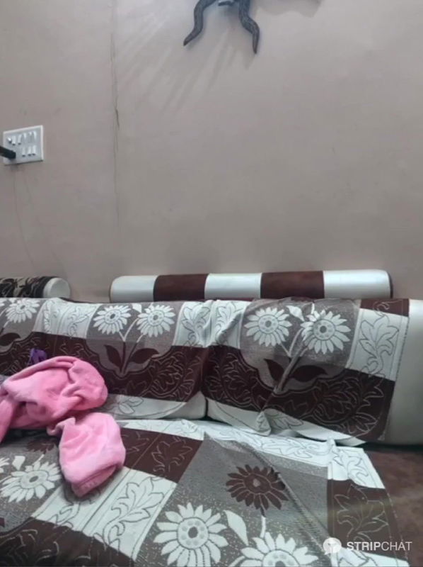 Bhabhi-Devarf-stripchat-ticket-show