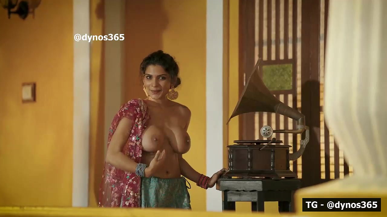 RESHMI NAIR – VAARANDA NUDE