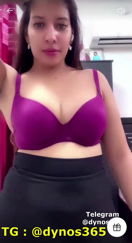 ID+Caption Tango show