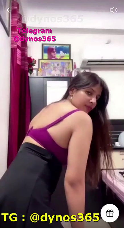 ID+Caption Tango show