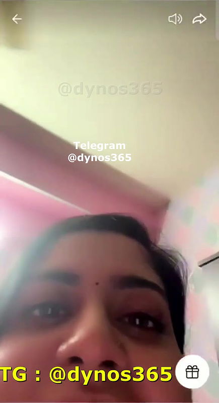 Pari_hu_Mai Tango show