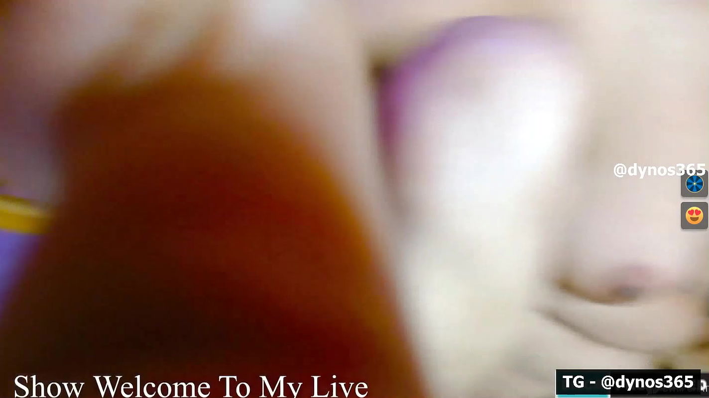 item_GirI-stripchat-ticket-show