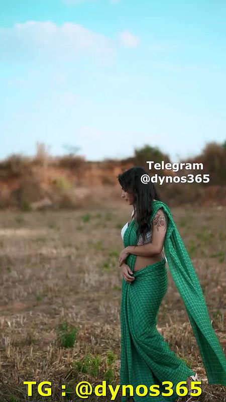 RESHMI NAIR – PEEING VIDEO