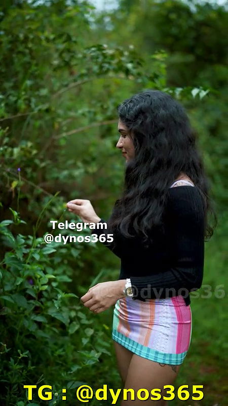 RESHMI NAIR – OUTDOOR