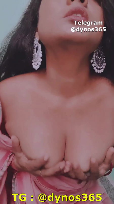 INSTA MODEL – MEENU