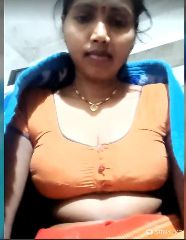 Cm_pooja-stripchat-ticket-show