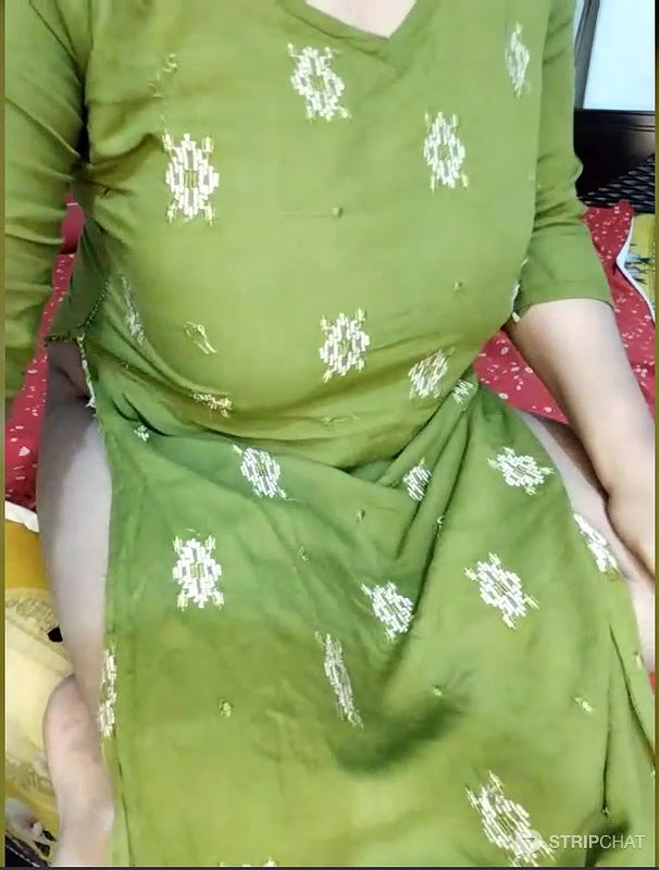 Nilanjona-Ray-stripchat-ticket-show