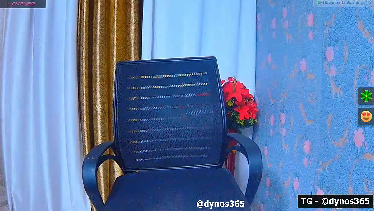 Aashika-Kaur-stripchat-ticket-show