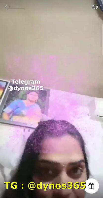 ID+Caption G 1K Tango show