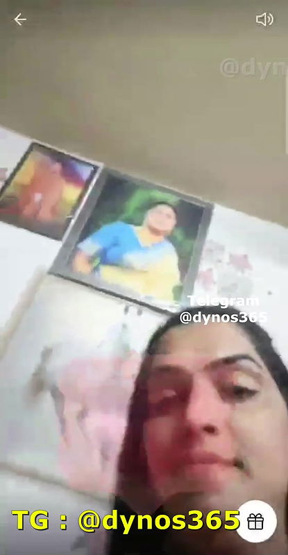 ID+Caption G 1K Tango show