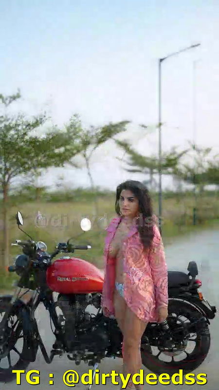 RESHMI NAIR – BULLET COUPLE App video