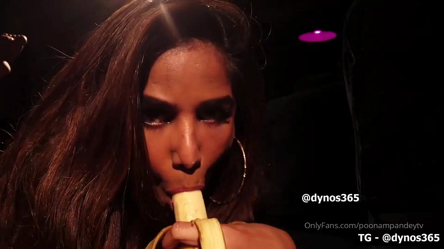 BLOWJOB – POONAM PANDEY App video