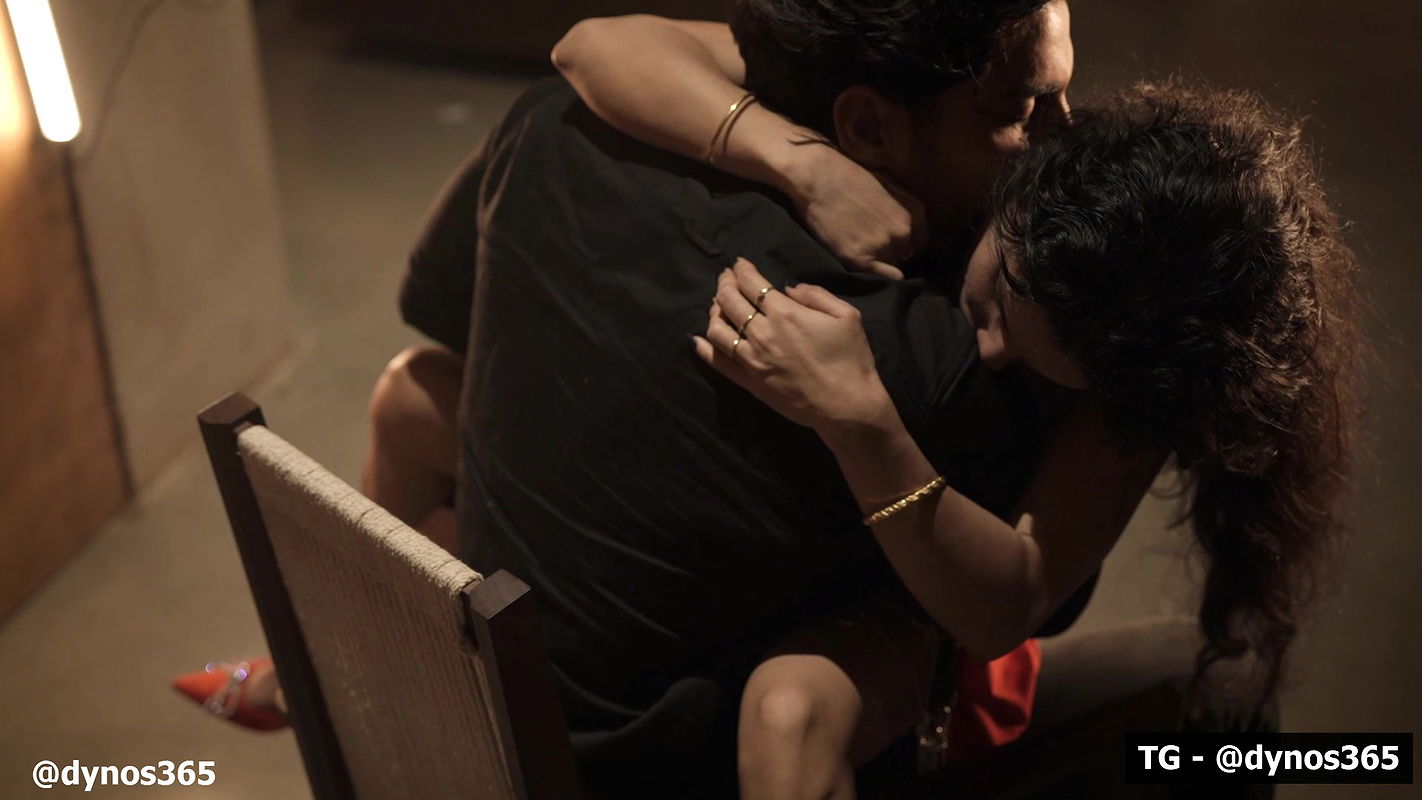 THE RED BEAUTY – RESHMI NAIR App video