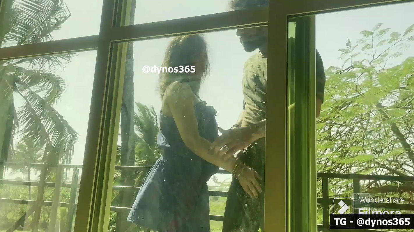 ZOYA RATHORE – APP VIDEO App video