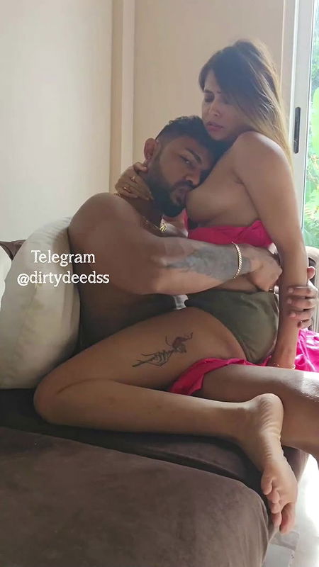 BONGONAARI ONLYFANS App video