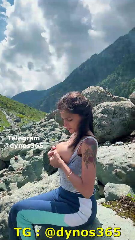RESHMI NAIR – MOUNTAIN NUDE App video