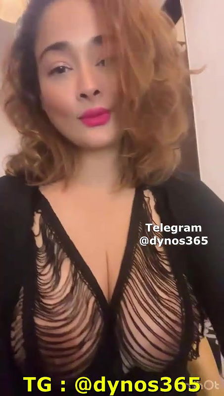 KIRAN RATHORE – SHOWING NIPPLE App video