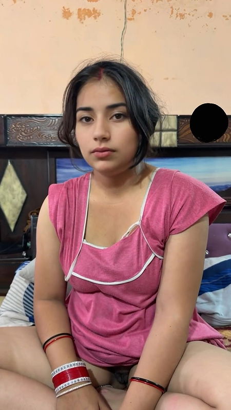 Indian Bhabhi Fucked with Face in Doggystyle and Missionary