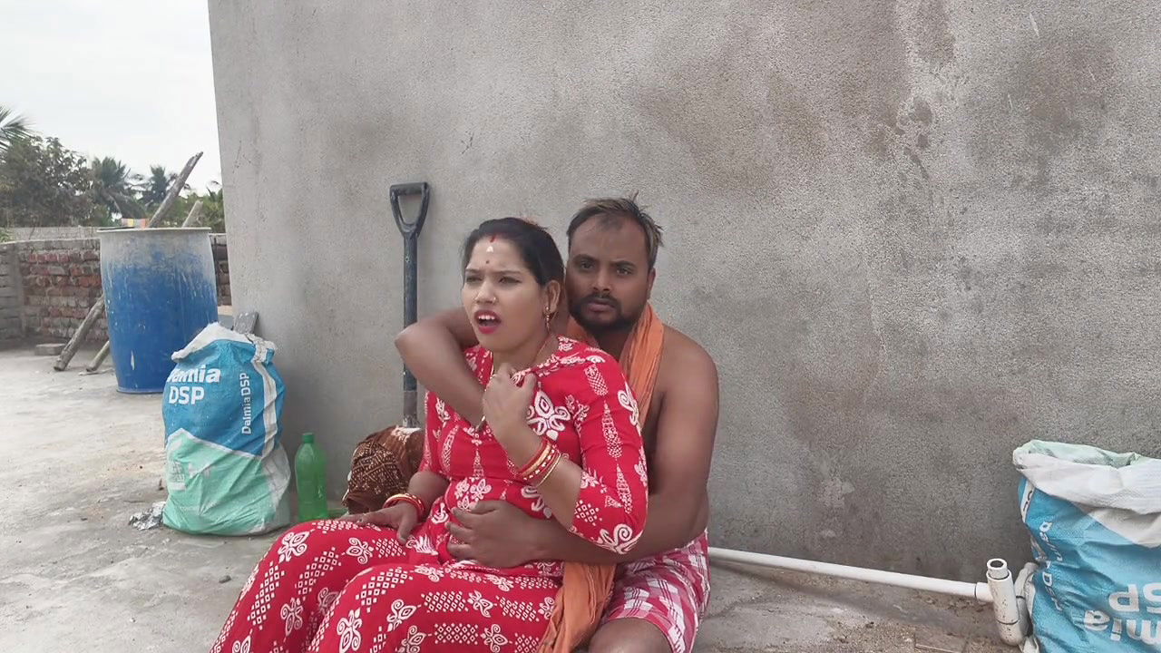 Jija Ne Apni Sali Ko Chhat Ka Upper Choda, Job Sali Dress Sukhaa Raha Tha