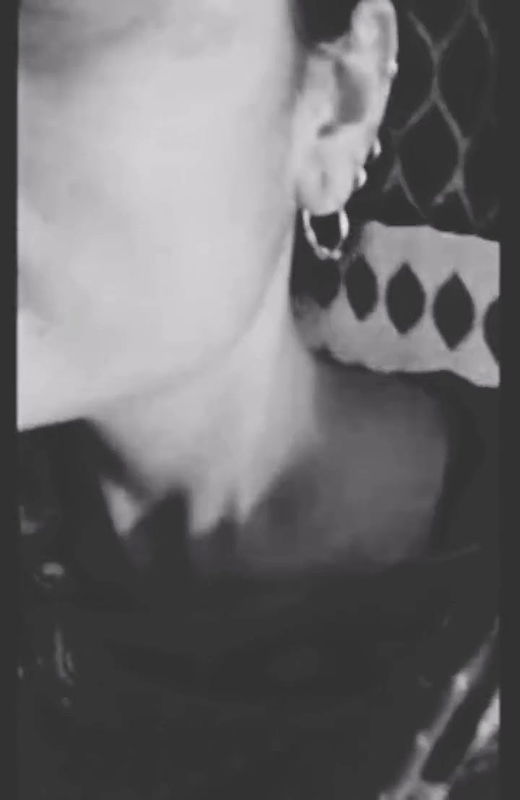 Jiju Chhodo Na Koi Aajayega Wife Ki Friend Ko Kitchen Me Pakad Ke Lund Chusaya Phir Bedroom Me Liya Ke Chut Chati to Mja Aagya