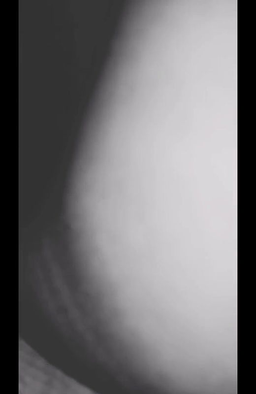 Jiju Chhodo Na Koi Aajayega Wife Ki Friend Ko Kitchen Me Pakad Ke Lund Chusaya Phir Bedroom Me Liya Ke Chut Chati to Mja Aagya