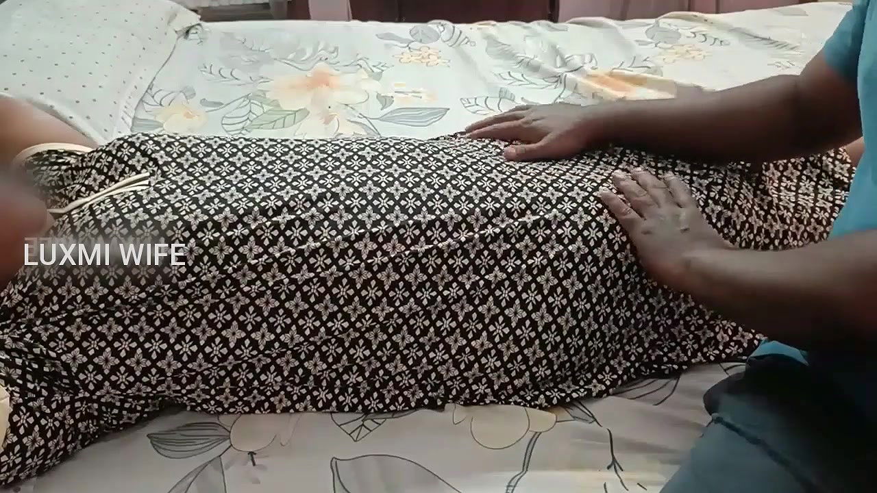 Neighbour Boy Nude Massage to Wife -1