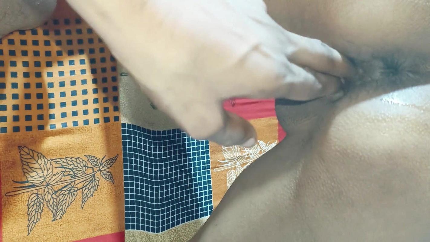 Season 31. Hot Bhabhi Show Her Big Boobs and Masterbating Husband’s Cock