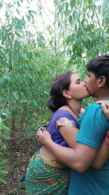 Sexy Bhabhi U. Took Me to the Liptis Garden and Fucked Me